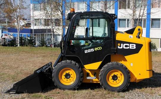 Мини погрузчик JCB 225