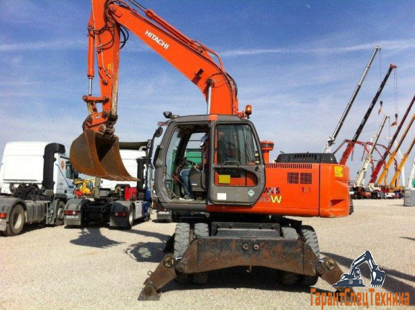 Колесный экскаватор Hitachi ZX160W